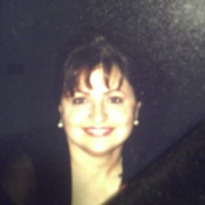 Meet your Posher, Cynthia